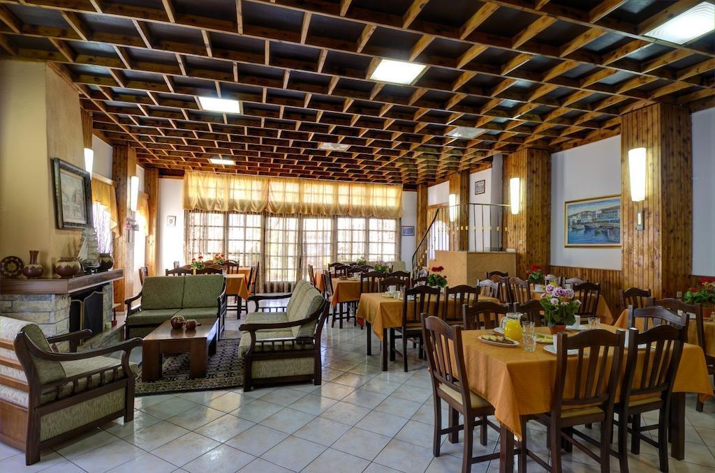 Izela Hotel กาลาเนรา ภายนอก รูปภาพ
